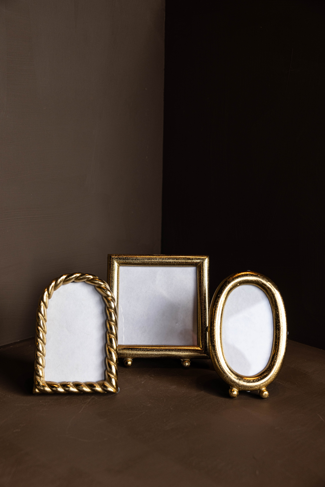 Brushed Brass Photo Frame: Oval