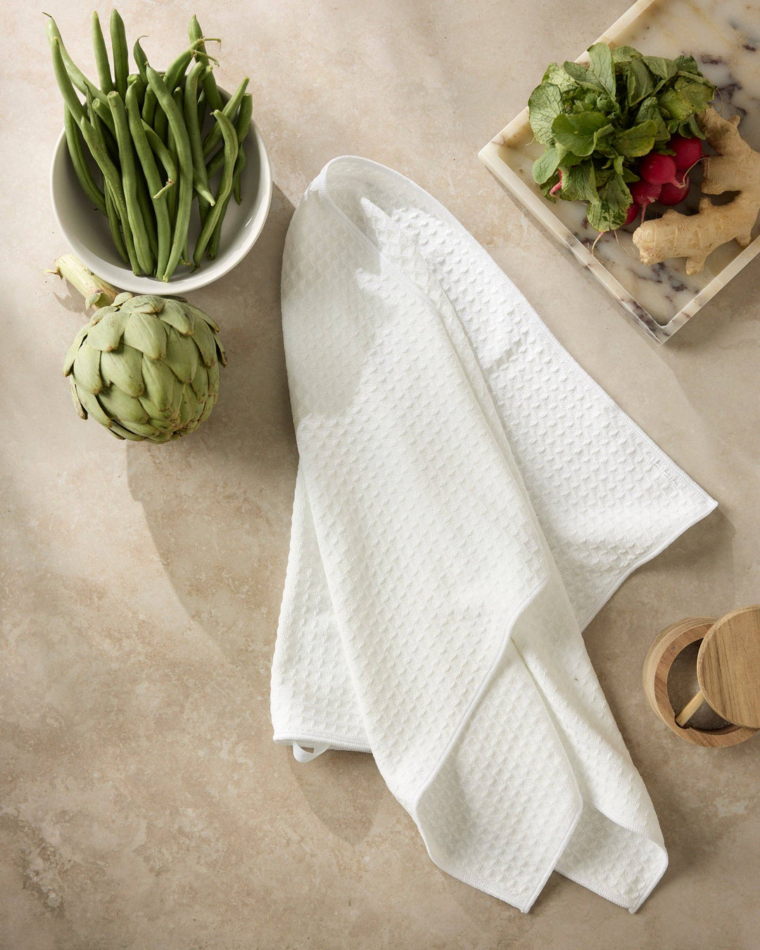 White truffle geometry hand towel
