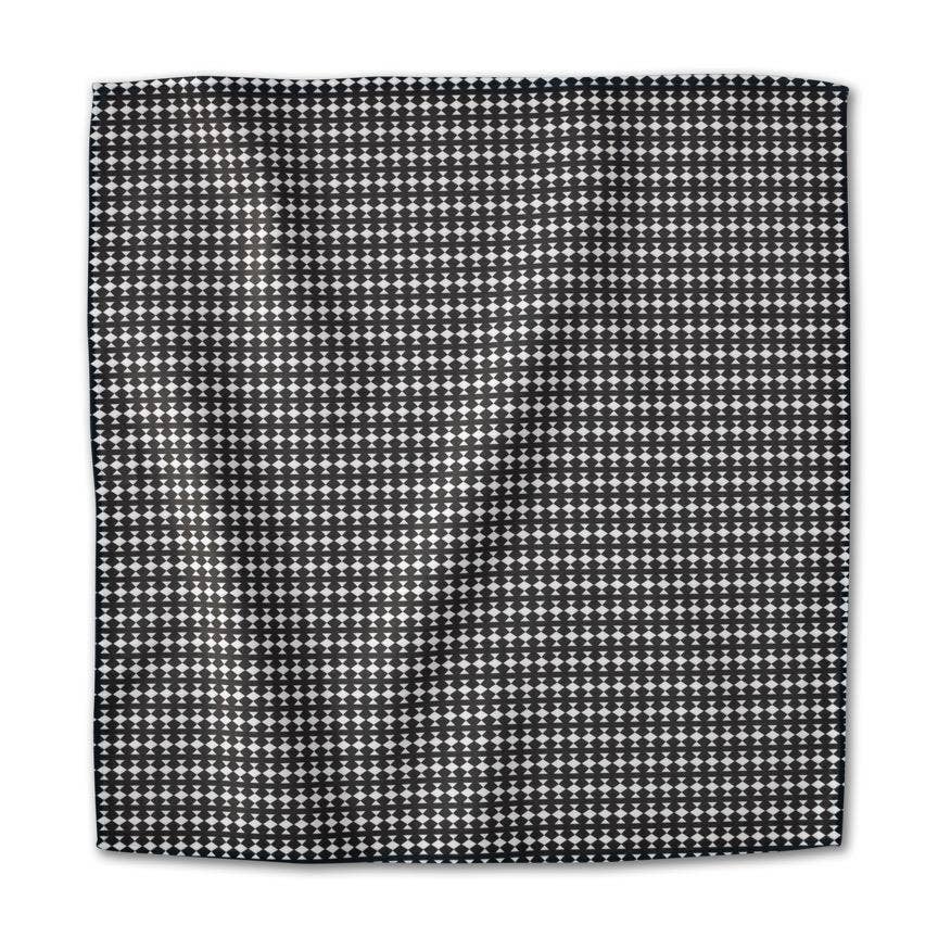 black and white patterned dinner napkin set