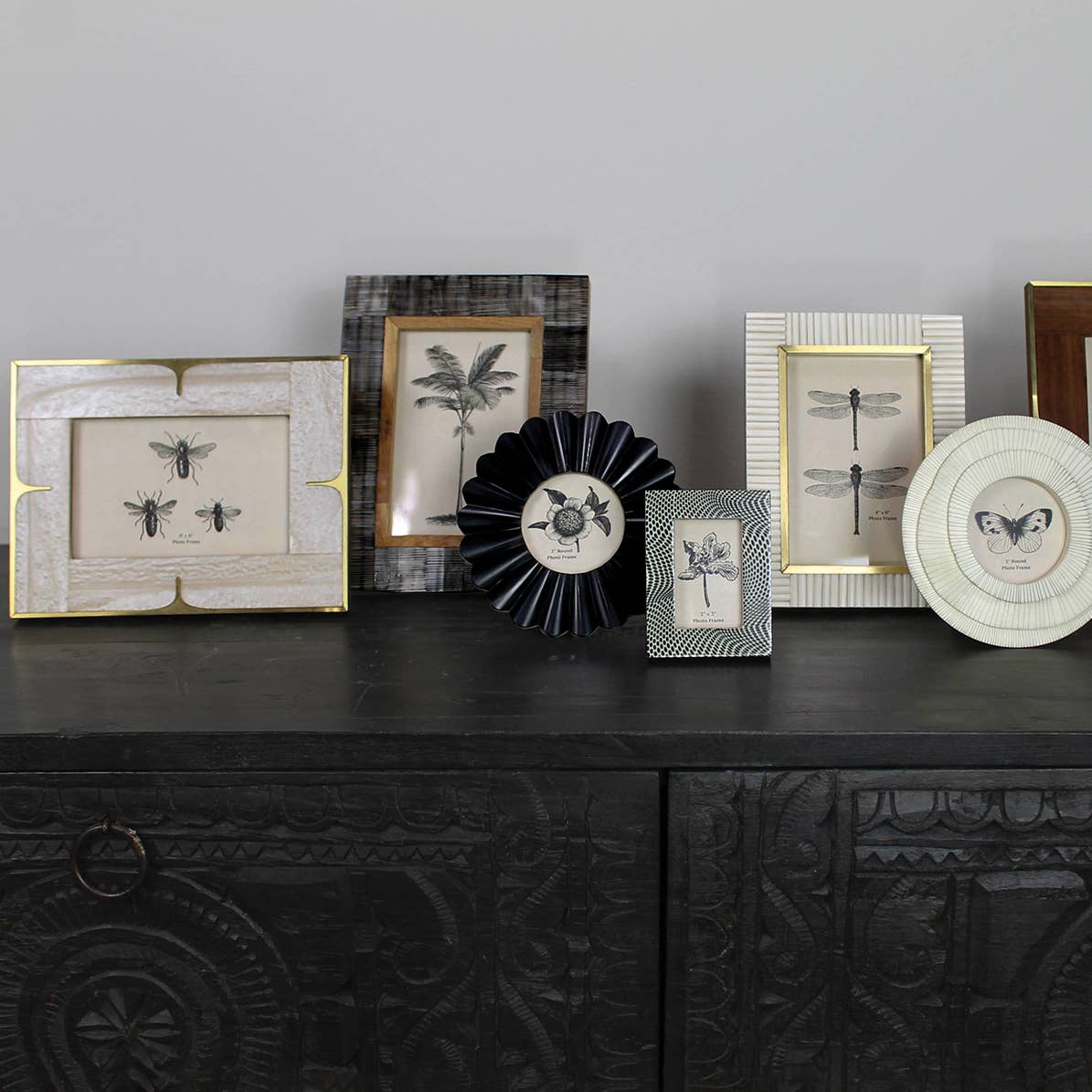 Holland House Scalloped Round Frame - Thumbnail 4