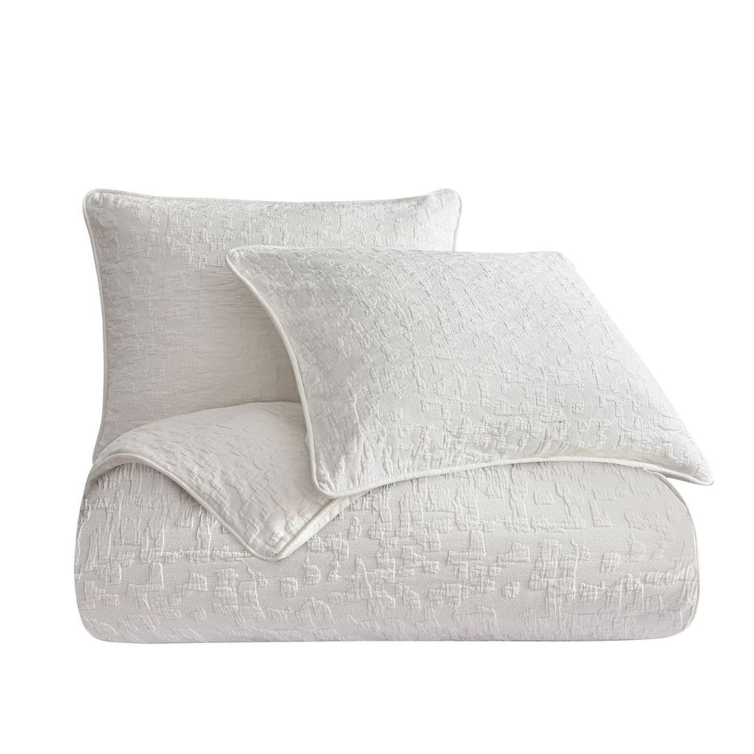 PORTO MATELASSÉ BEDDING SET