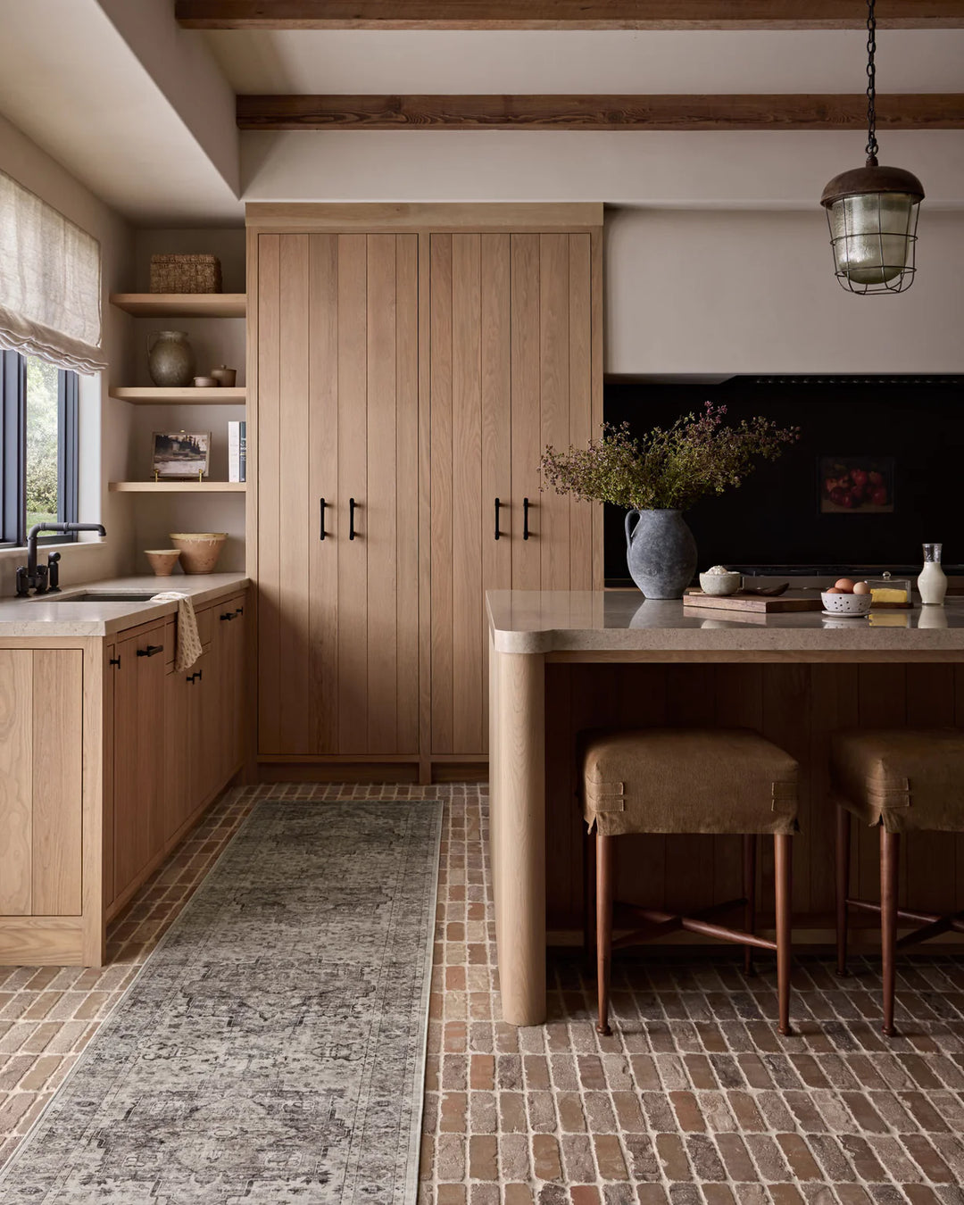 gray brown patterned rug