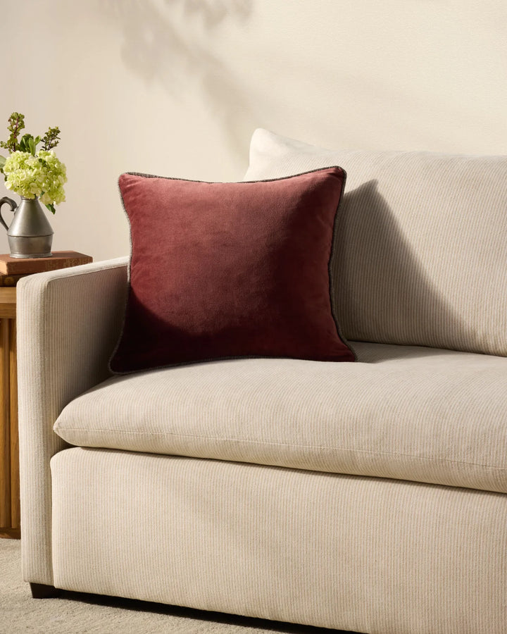 Liza Wine Pillow