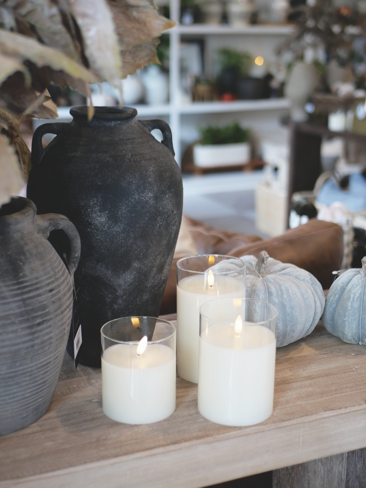 CLEAR GLASS IVORY PILLAR CANDLE