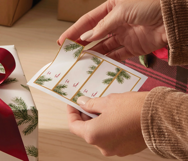 Frasier Fir Fragranced Adhesive Gift Tags