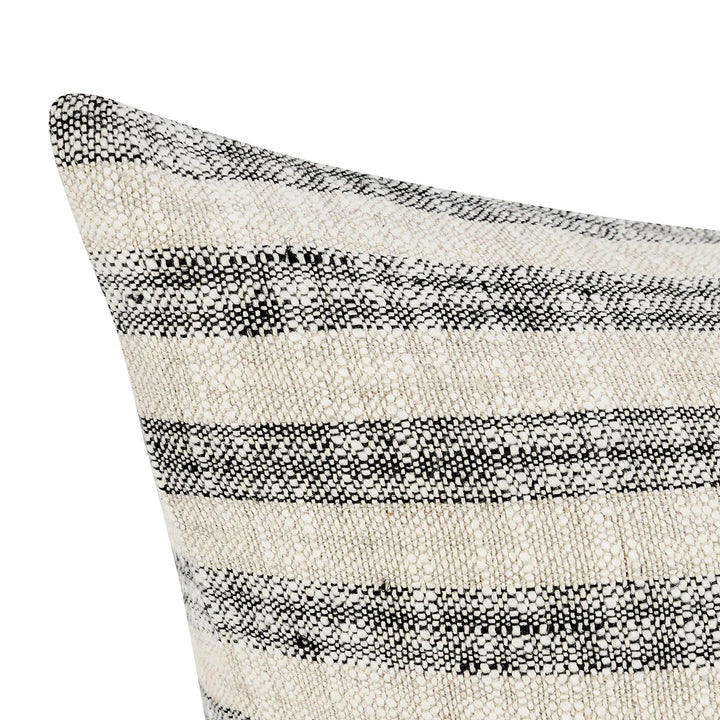 Linna Natural/Black Pillow
