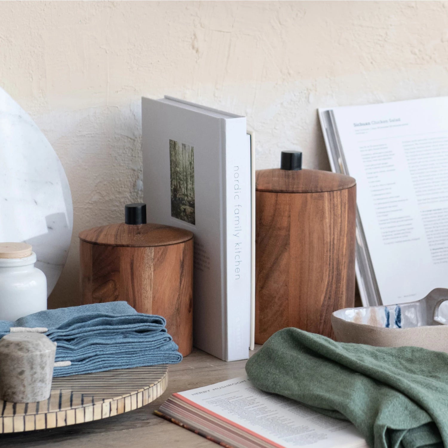 Acacia Wood Container w/ Lid & Black Handle - Thumbnail 4