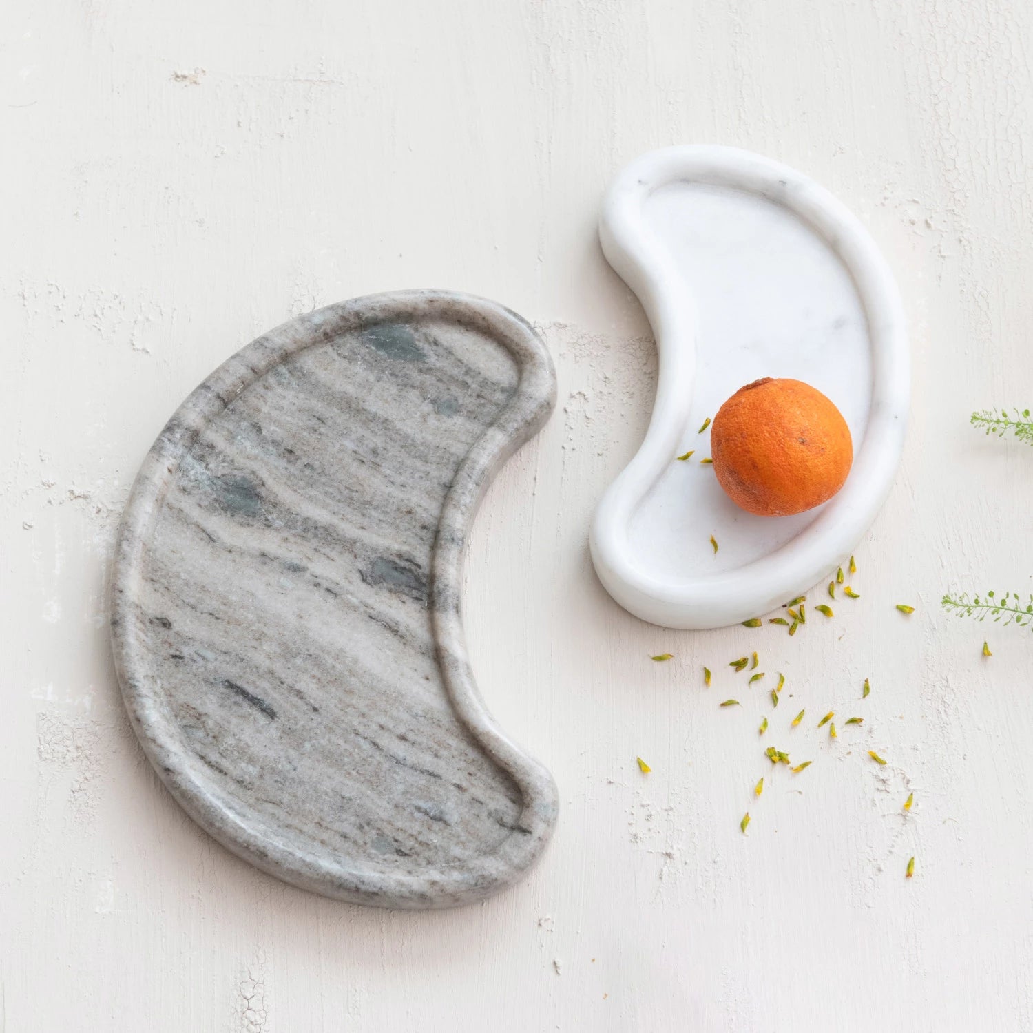 Luna Set of Marble Trays - Thumbnail 2