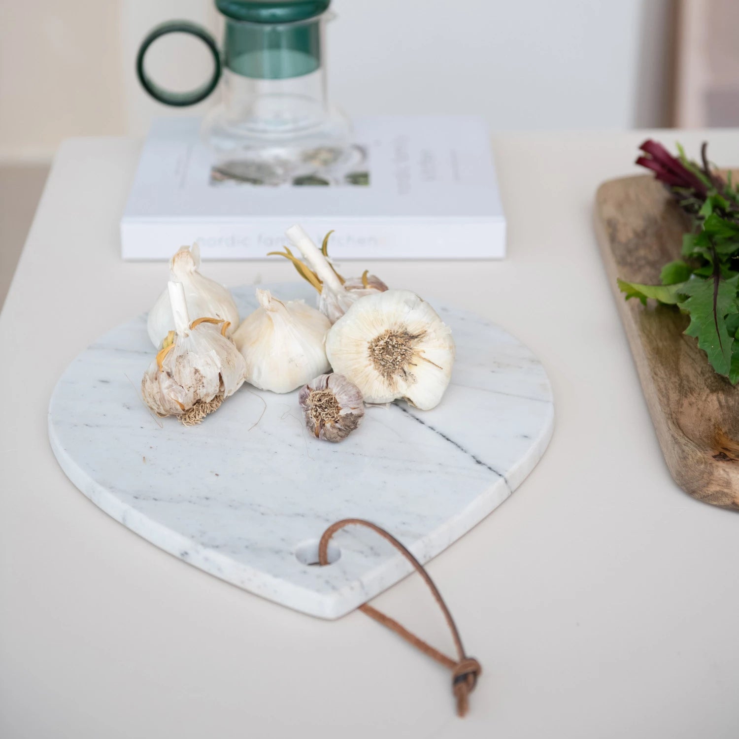 Marble Cheese/Cutting Board w/ Handle - Thumbnail 5