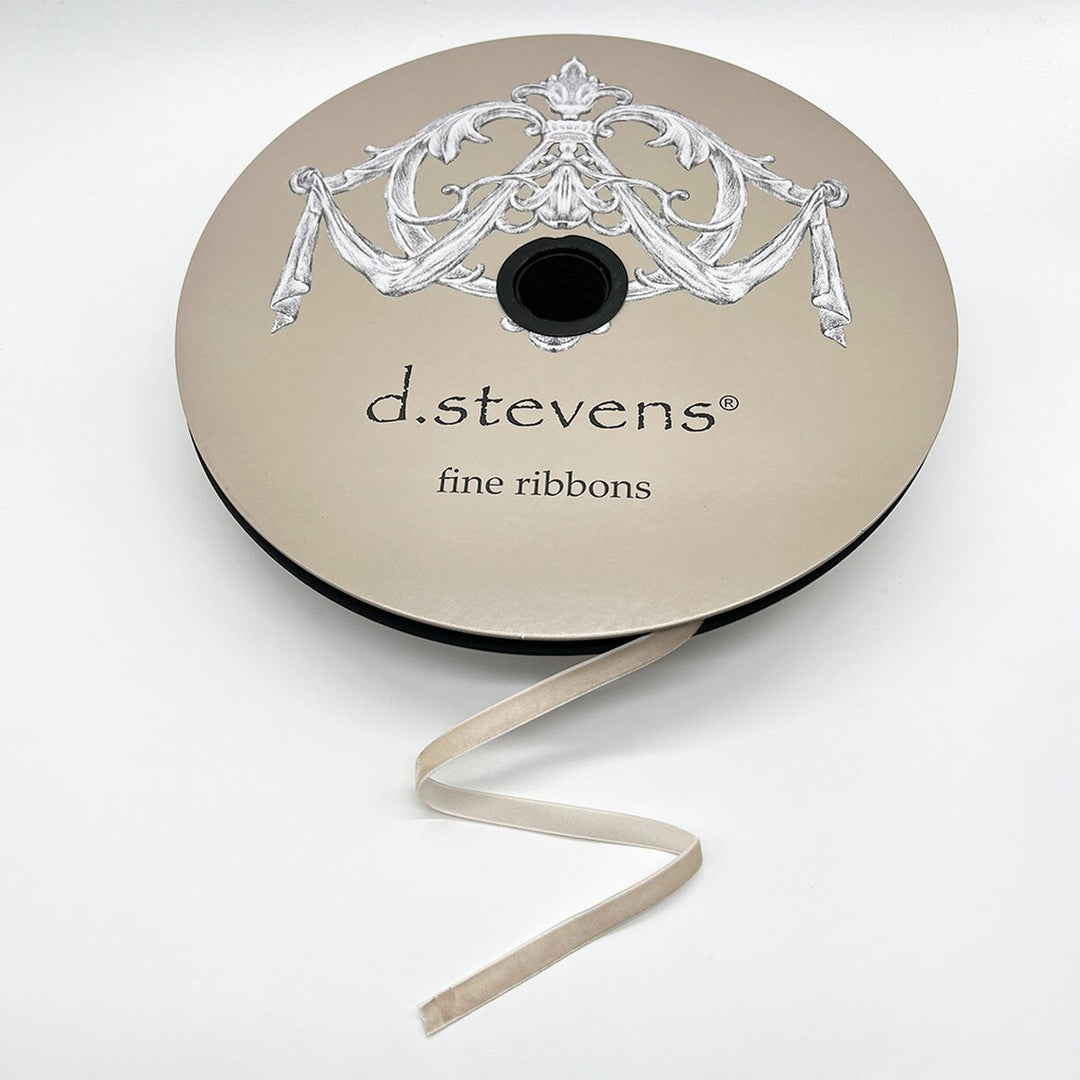 Alabaster Voss Velvet 3/8" Ribbon