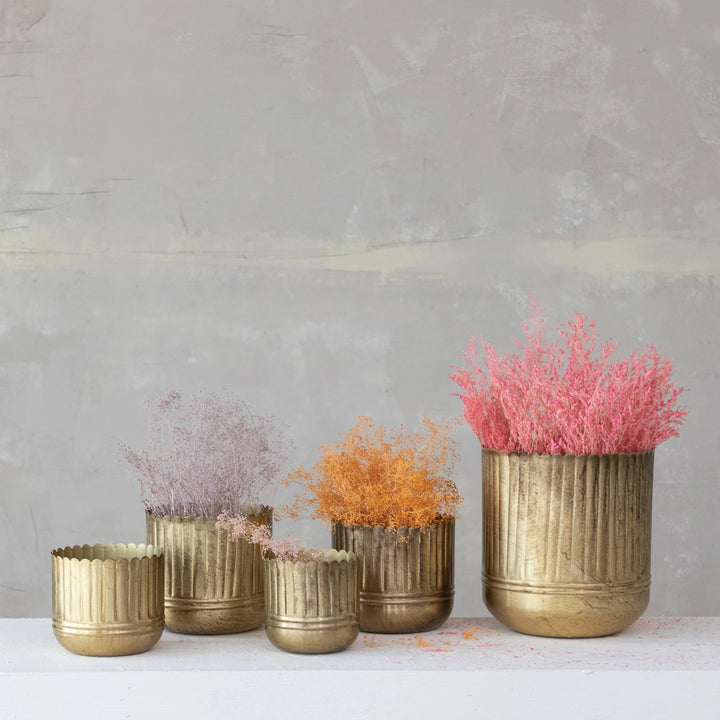 Metal Ribbed Planters