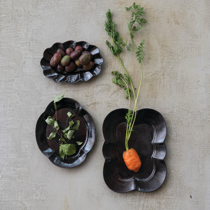 Brown Stoneware Scalloped Plate