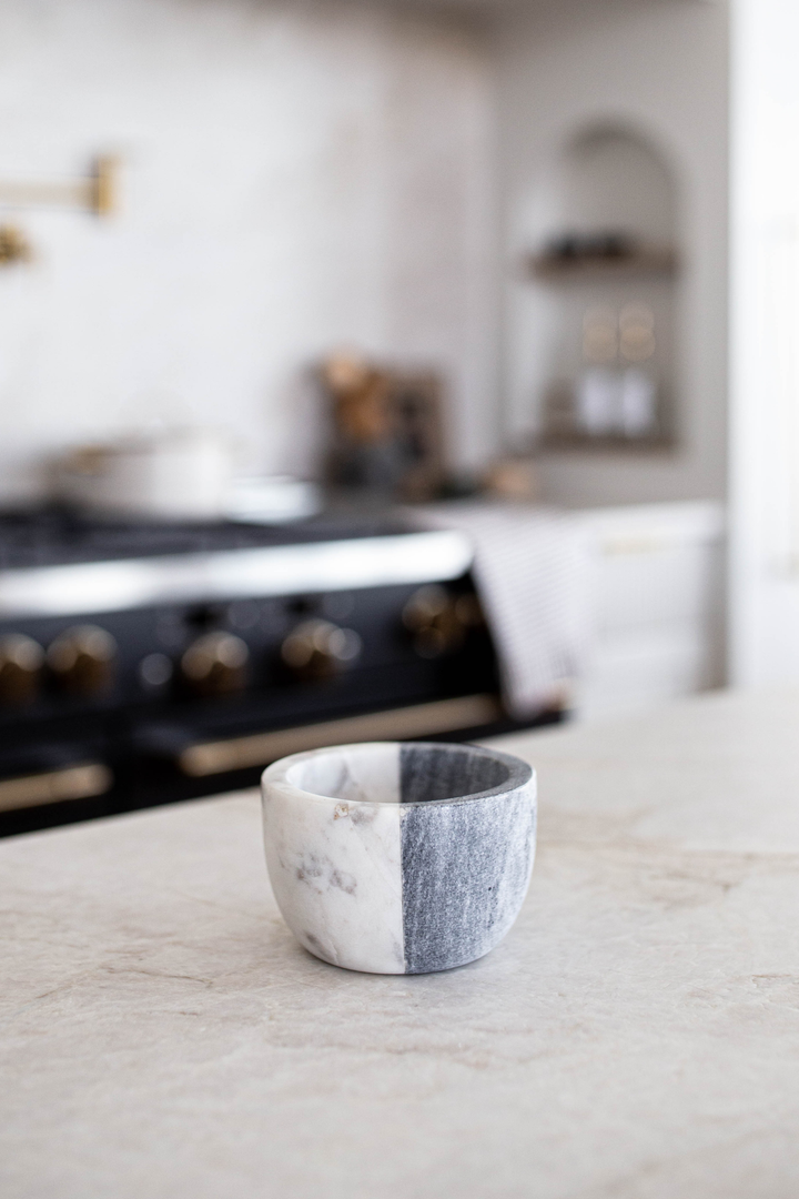 half white half gray marble bowl
