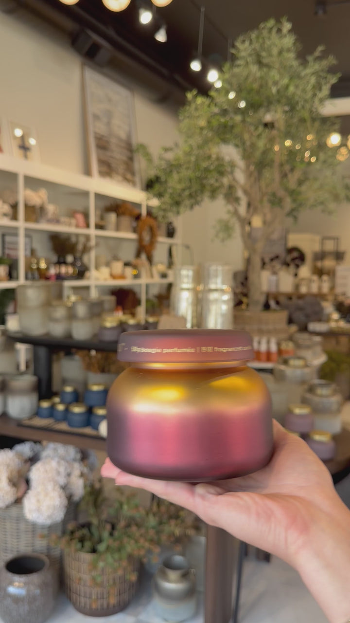 Apple Oud Radiance Candle