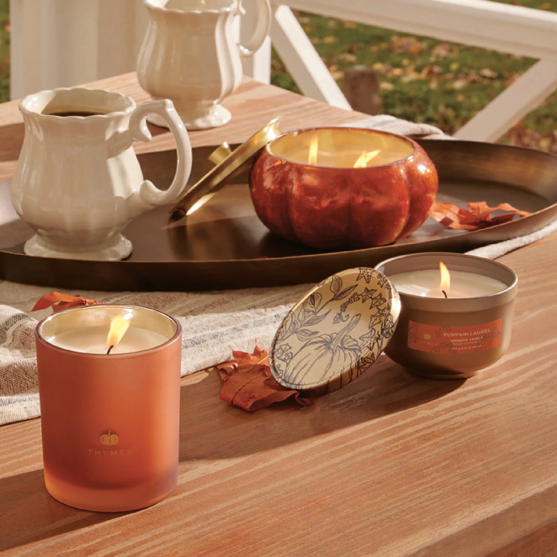 Thymes Pumpkin Laurel Candle - Thumbnail 4