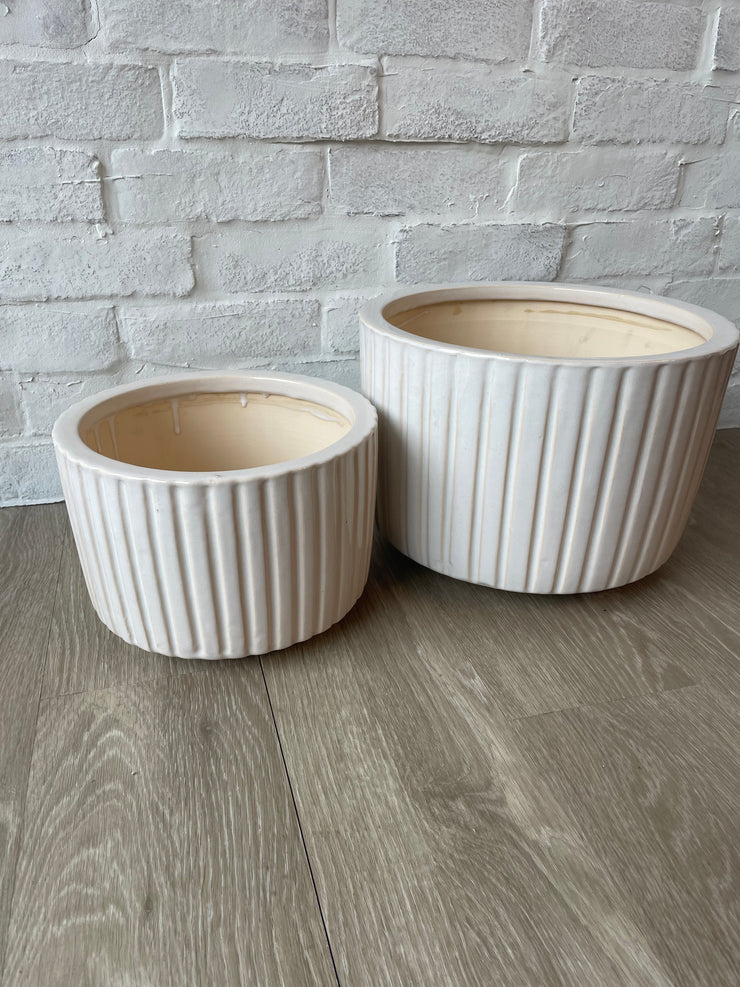 White Glazed Ribbed Planter Pots