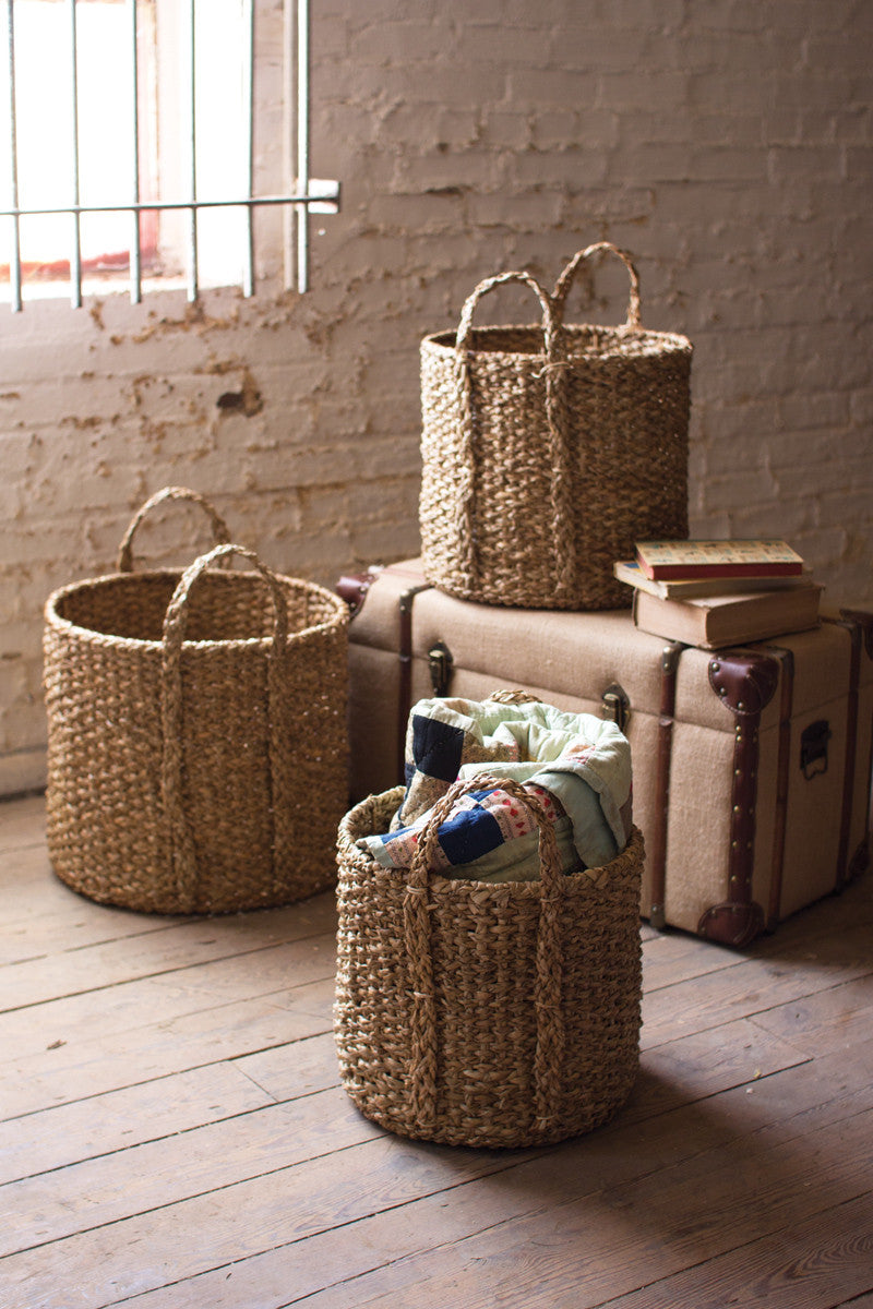 Round braided seagrass storage basket with handles